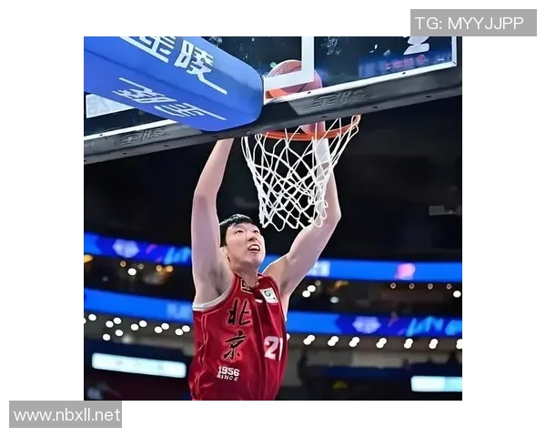 中国男篮迎战墨尔本联队展现实力与风采的精彩对决